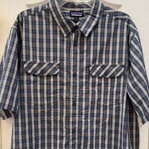 Patagonia Men's Navy and White Checkered Shirt